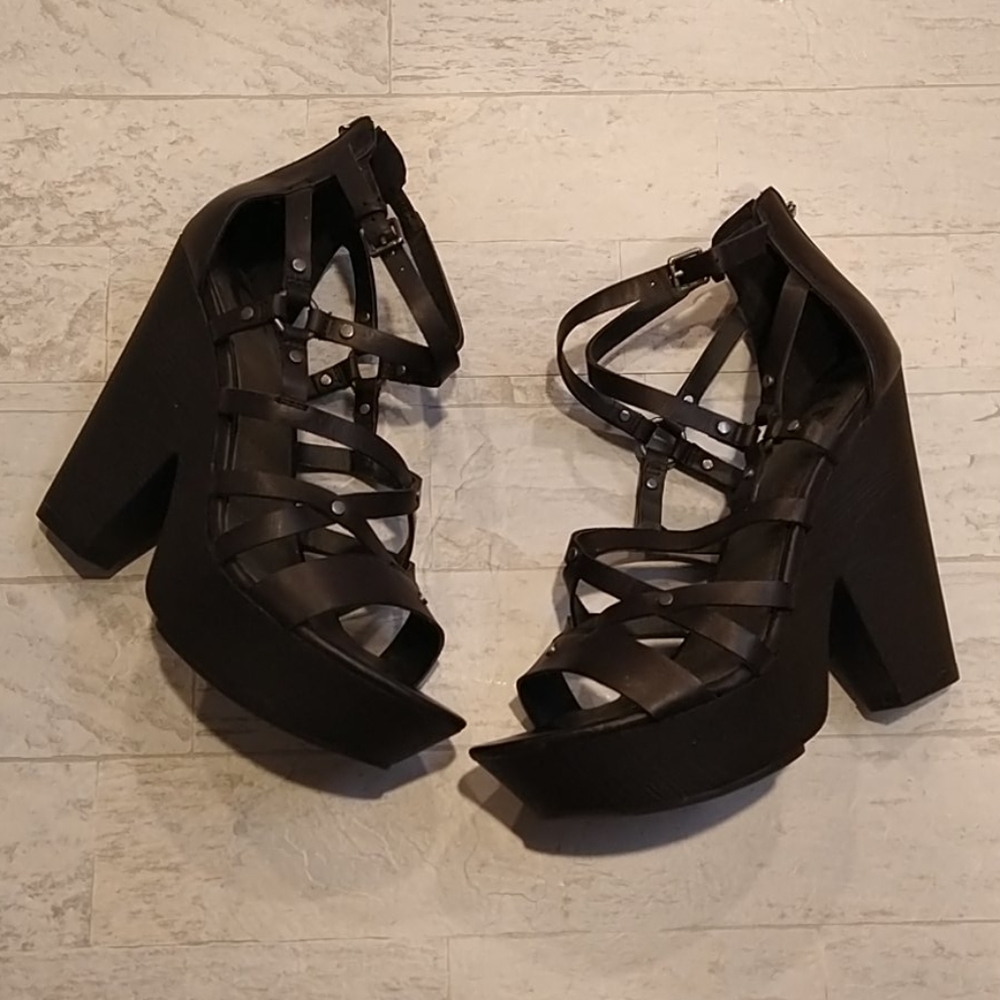G by Guess shoes
